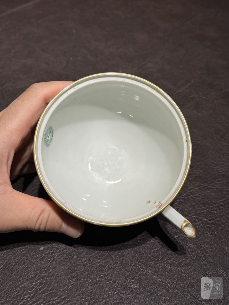 清道光 粉彩无双谱诗文壶 - 图13